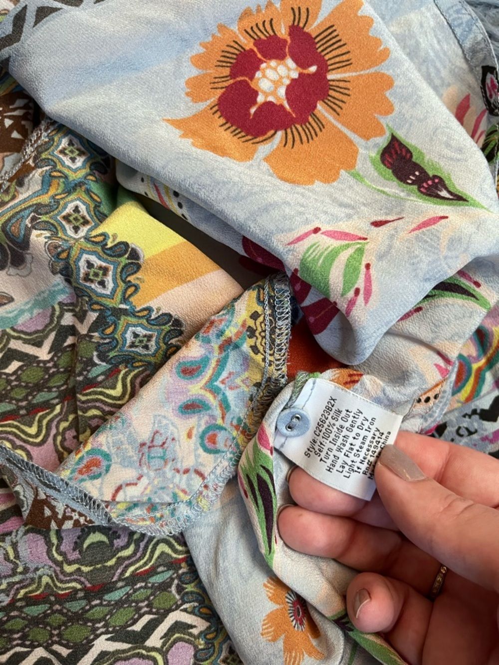 Johnny Was Rainbow Adonia Tunic Floral Mixed Prints Size 1X - Picture 6 of 6